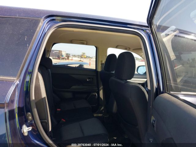 JA4AD2A36GZ033596 Mitsubishi Outlander Es