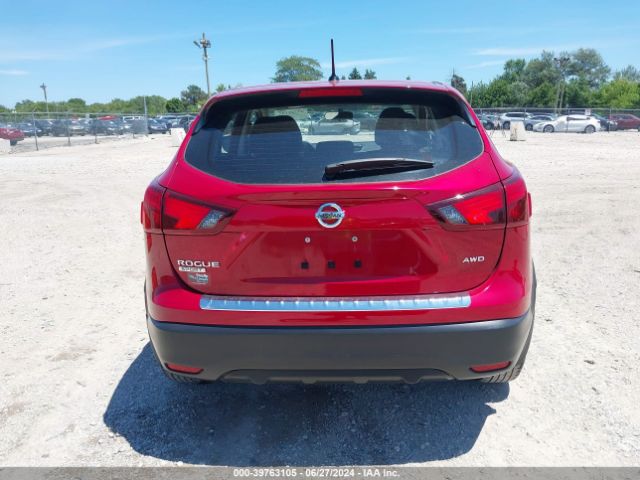 JN1BJ1CR4JW280870 Nissan Rogue Sport S