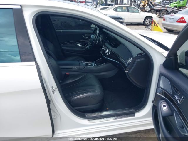 WDDUG8CB8EA021078 Mercedes-Benz S 550
