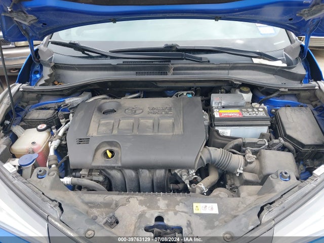 Toyota C-HR XLE 2018 NMTKHMBX2JR034876 Image 10