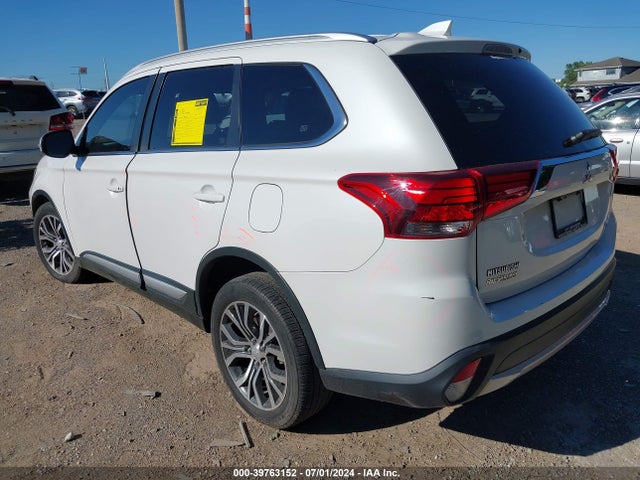 2017 MITSUBISHI OUTLANDER JA4AZ3A39HZ053415 Photo 2