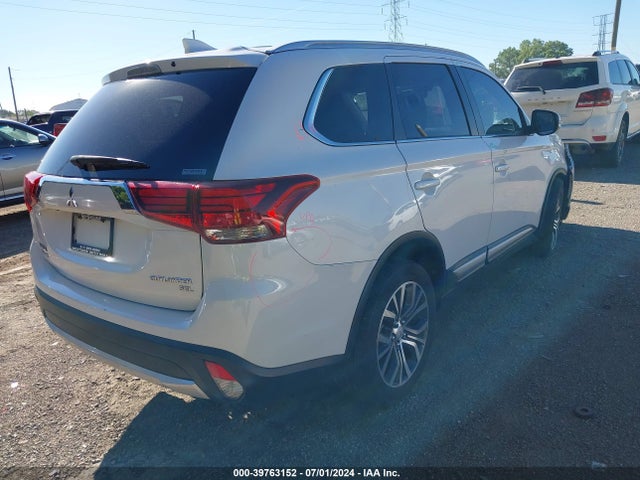 2017 MITSUBISHI OUTLANDER JA4AZ3A39HZ053415 Photo 3