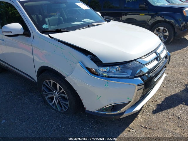2017 MITSUBISHI OUTLANDER JA4AZ3A39HZ053415 Photo 5