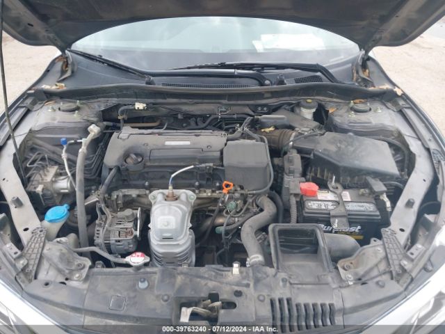 1HGCR2F33HA114677 Honda ACCORD LX
