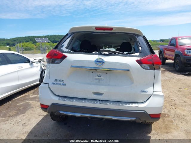 JN8AT2MV5HW015216 Nissan ROGUE S