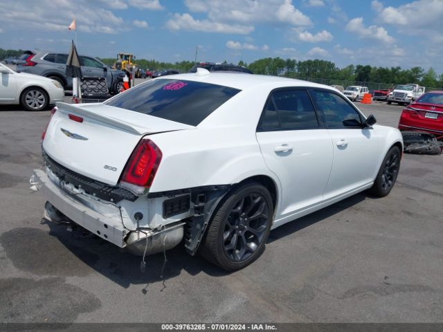 2C3CCAAG3KH679366 Chrysler 300 Touring