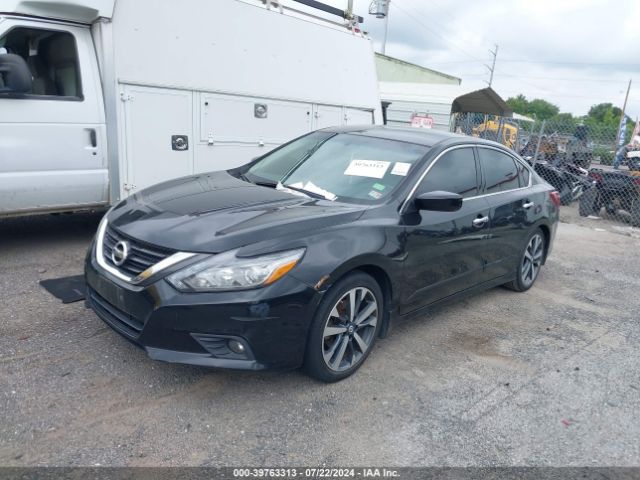 1N4AL3AP8HC164993 Nissan Altima 2.5 Sr