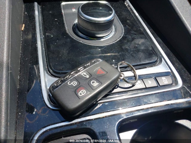 SADCK2GX0JA295221 Jaguar F-pace 30t Prestige