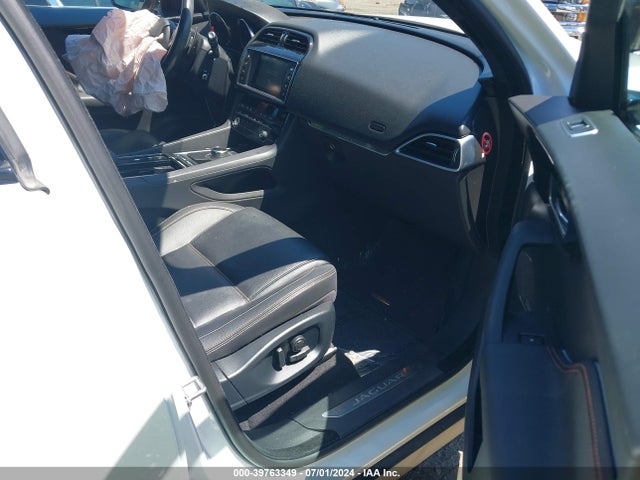 SADCK2GX0JA295221 Jaguar F-pace 30t Prestige