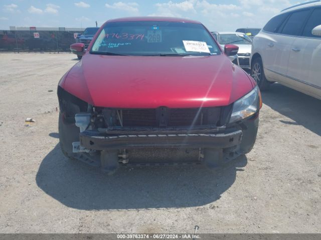 1VWAT7A38FC014424 Volkswagen Passat 1.8t Wolfsburg Edition