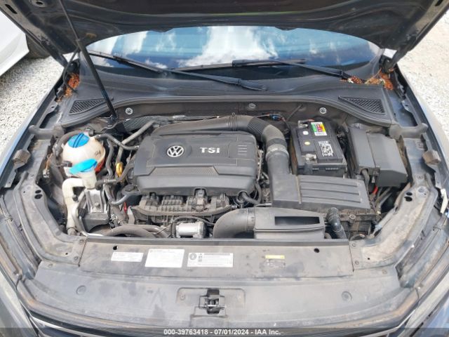 1VWAT7A39GC068719 Volkswagen Passat 1.8t R-line