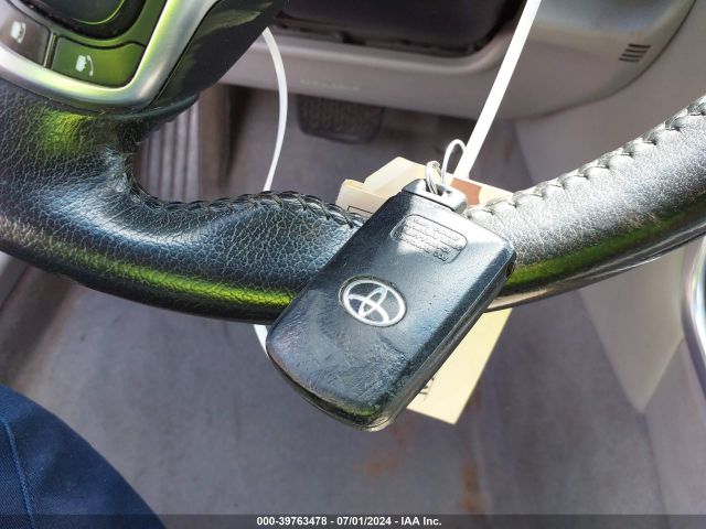 4T1BD1FK2FU160048 Toyota Camry Hybrid Xle