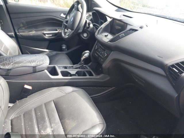 1FMCU0HD7JUC71782 Ford ESCAPE SEL