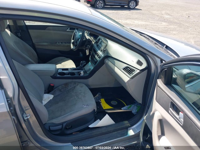 Hyundai SONATA SE 2015 5NPE24AF9FH021595 Image 5