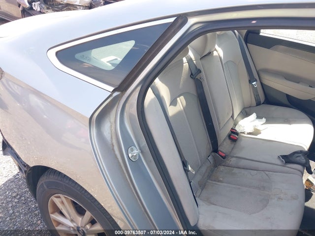 Hyundai SONATA SE 2015 5NPE24AF9FH021595 Image 8