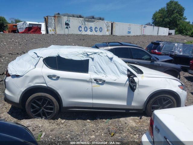 ZASPAKBNXK7C52890 Alfa Romeo Stelvio Ti Sport Awd