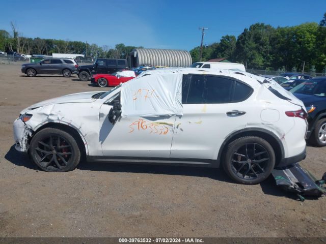 ZASPAKBNXK7C52890 Alfa Romeo Stelvio Ti Sport Awd