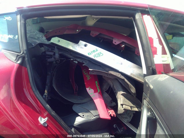 Tesla Model 3 Long Range/mid Range 2018 5YJ3E1EA2JF053324 Image 8