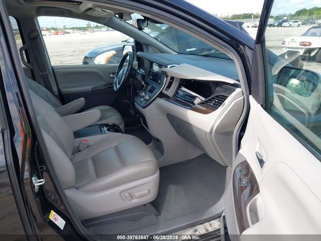 Toyota Sienna Xle 8 Passenger 2019 5TDYZ3DC2KS016165 Image 5