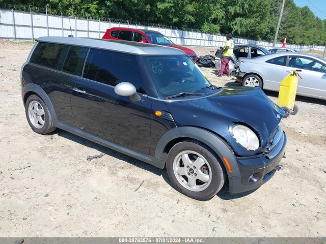 2008 MINI COOPER CLUBMAN WMWML33568TJ47206 Photo 0