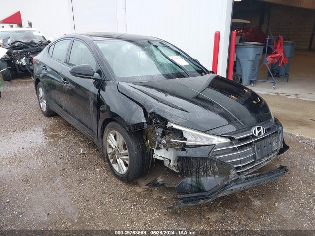 2019 5NPD84LF5KH475084 main image