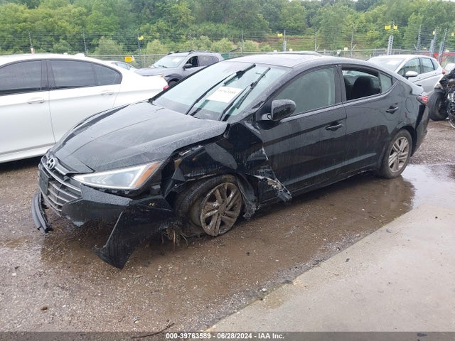 Hyundai Elantra Value Edition 2019 5NPD84LF5KH475084 Image 2