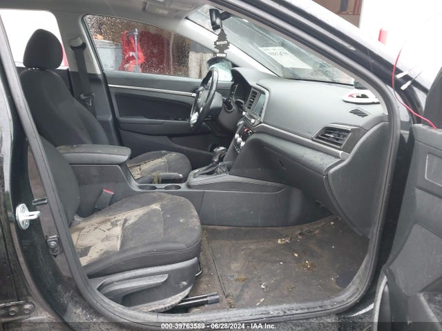 Hyundai Elantra Value Edition 2019 5NPD84LF5KH475084 Image 5