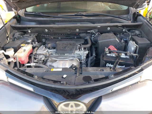 Toyota Rav4 Xle 2018 2T3WFREV7JW493139 Image 10