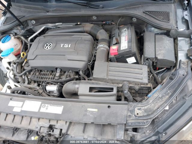 1VWAT7A39HC008506 Volkswagen Passat 1.8t S