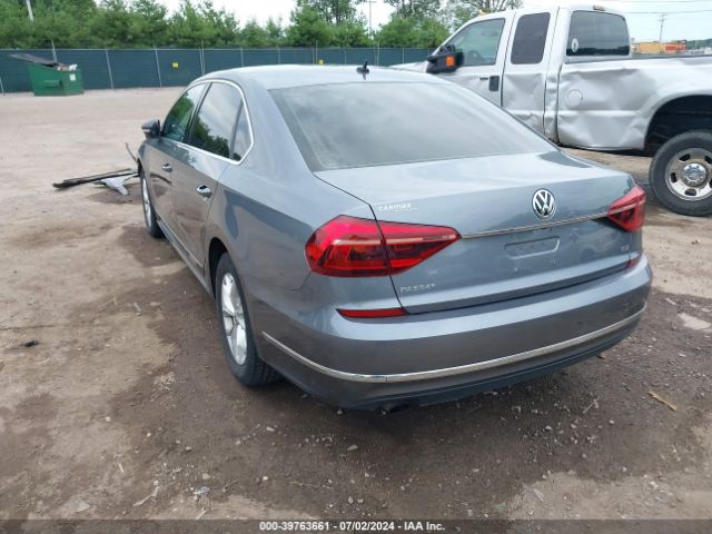 1VWAT7A39HC008506 Volkswagen Passat 1.8t S