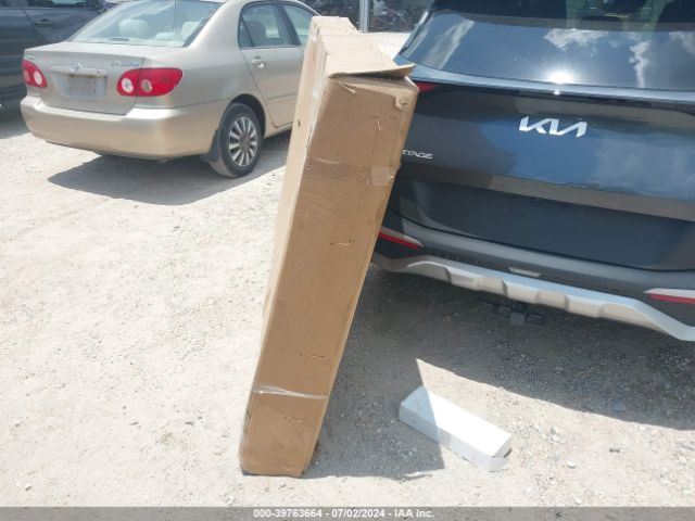 5XYK33AF1PG134427 KIA Sportage Ex