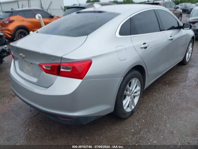 Chevrolet MALIBU LT 2018 1G1ZD5ST4JF276611 Image 4