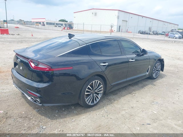 KIA Stinger Premium 2018 KNAE25LA2J6022711 Image 4
