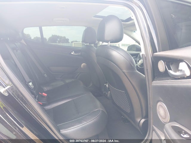 KIA Stinger Premium 2018 KNAE25LA2J6022711 Image 8