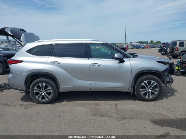 Toyota Highlander Xle 2020 5TDGZRBH0LS052709 Image 14