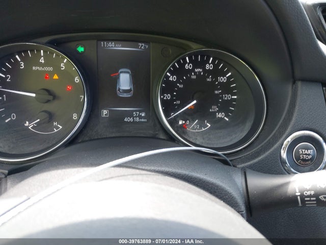 Nissan ROGUE SV 2017 5N1AT2MV5HC865579 Image 16