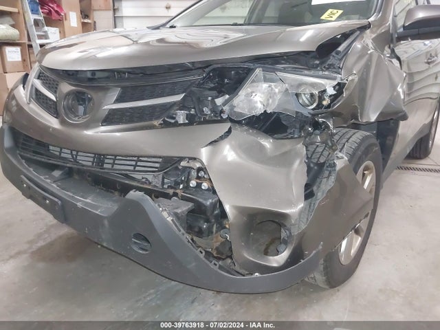 Toyota Rav4 Xle 2015 JTMRFREV7FD150848 Image 6