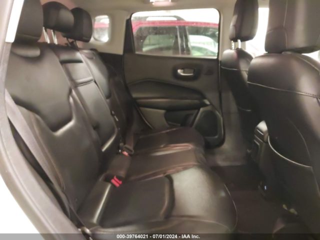 3C4NJDCB1JT176695 Jeep Compass Limited