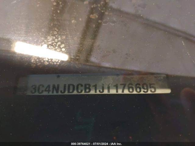 3C4NJDCB1JT176695 Jeep Compass Limited