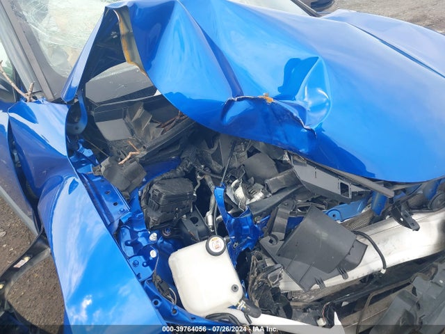 Toyota C-HR XLE 2020 NMTKHMBX5LR112571 Image 10