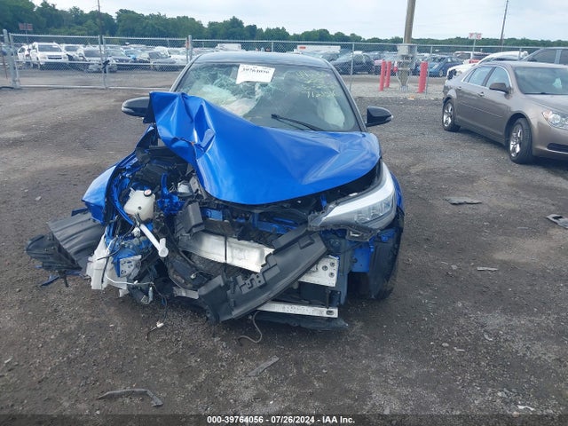 Toyota C-HR XLE 2020 NMTKHMBX5LR112571 Image 11