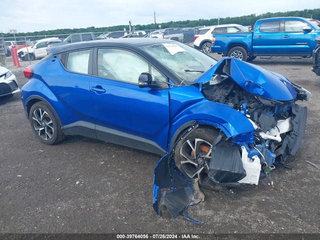 Toyota C-HR XLE 2020 NMTKHMBX5LR112571 Image 12