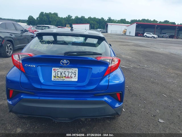 Toyota C-HR XLE 2020 NMTKHMBX5LR112571 Image 15