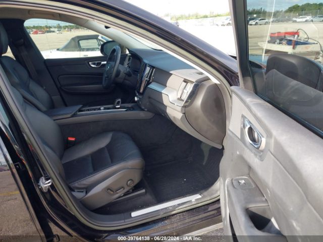 YV4L12DV8P1199330 Volvo Xc60 B5 Core