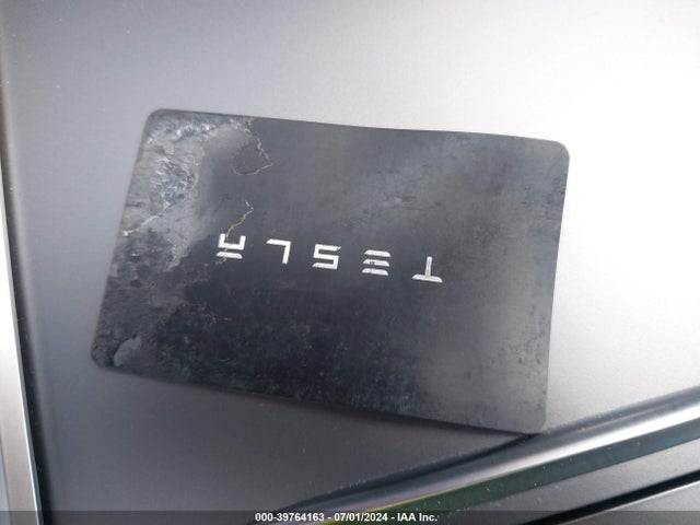 2021 TESLA MODEL Y 5YJYGDEE3MF249796 Photo 10