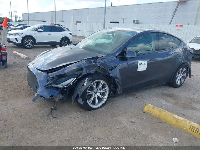 2021 TESLA MODEL Y 5YJYGDEE3MF249796 Photo 1