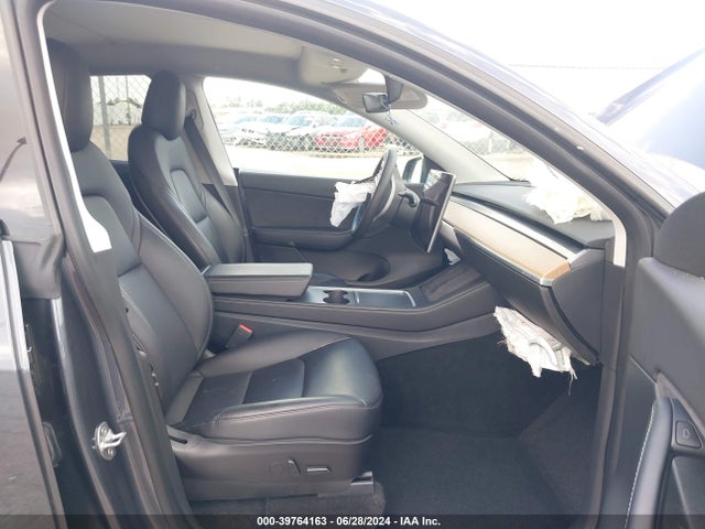 2021 TESLA MODEL Y 5YJYGDEE3MF249796 Photo 4