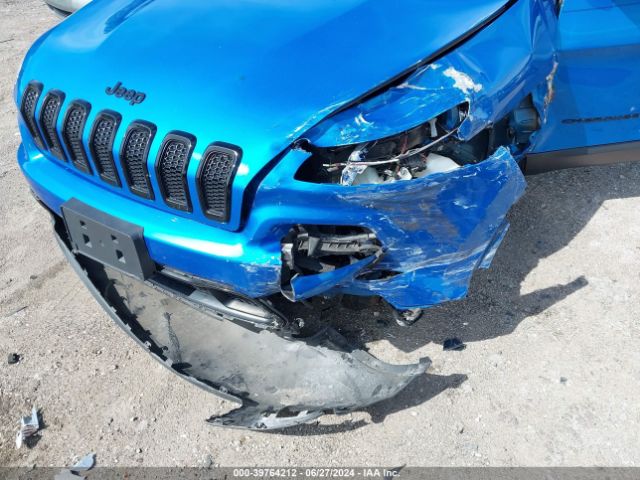 1C4PJLCB3JD621222 Jeep Cherokee Latitude Fwd