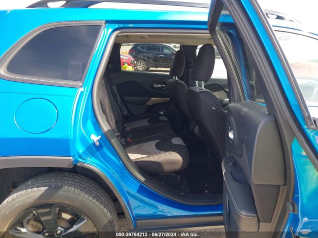 1C4PJLCB3JD621222 Jeep Cherokee Latitude Fwd