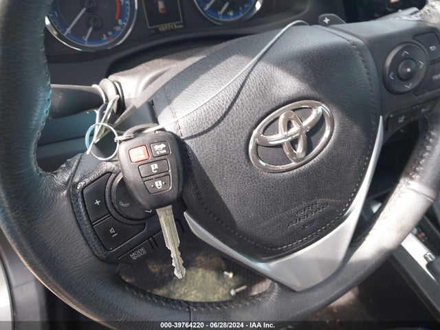 Toyota COROLLA SE 2017 5YFBURHE2HP673858 Image 11
